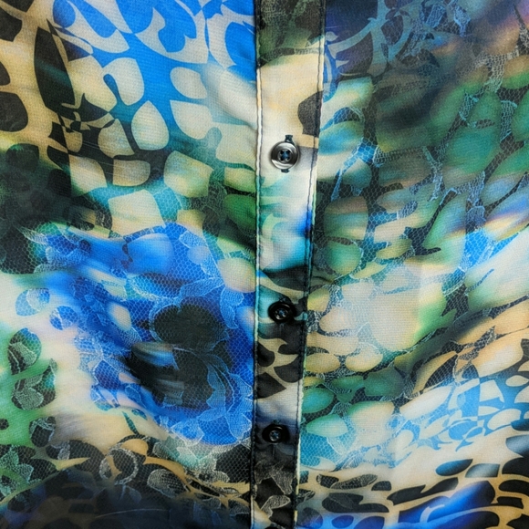 Boho Chick size small button-down blouse - Picture 7 of 8